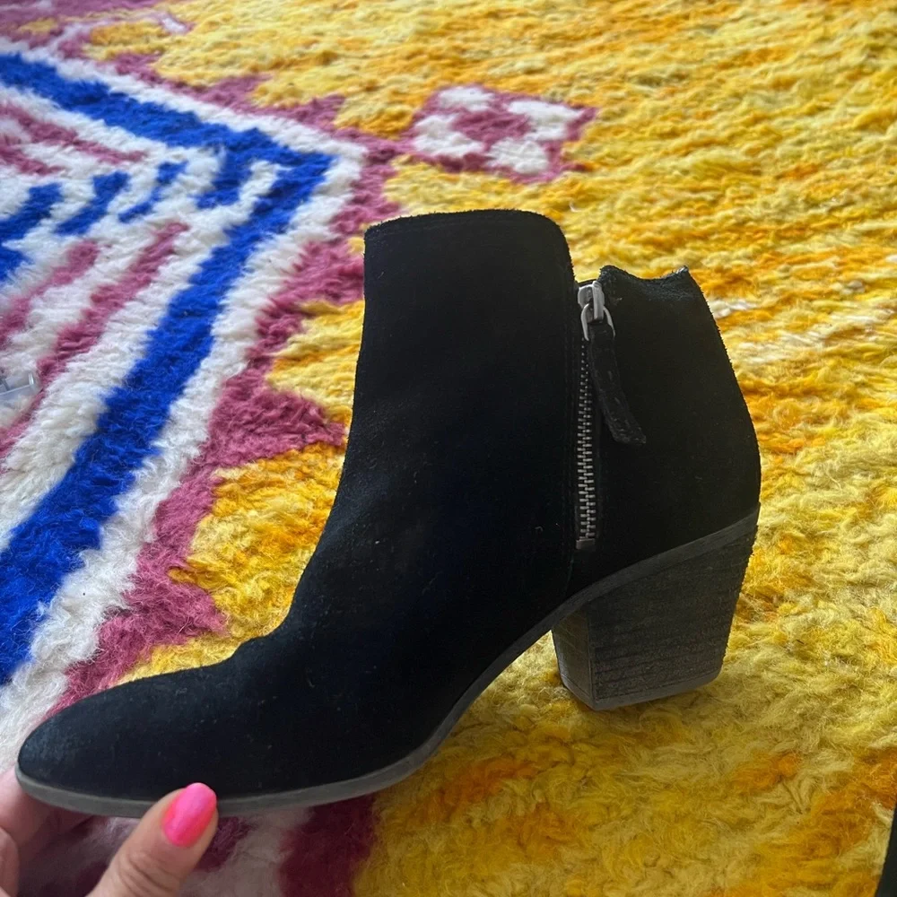 Like new, size 9, Frye ankle booties with pointed (scuffed toe). Black suede - Picture 6 of 6
